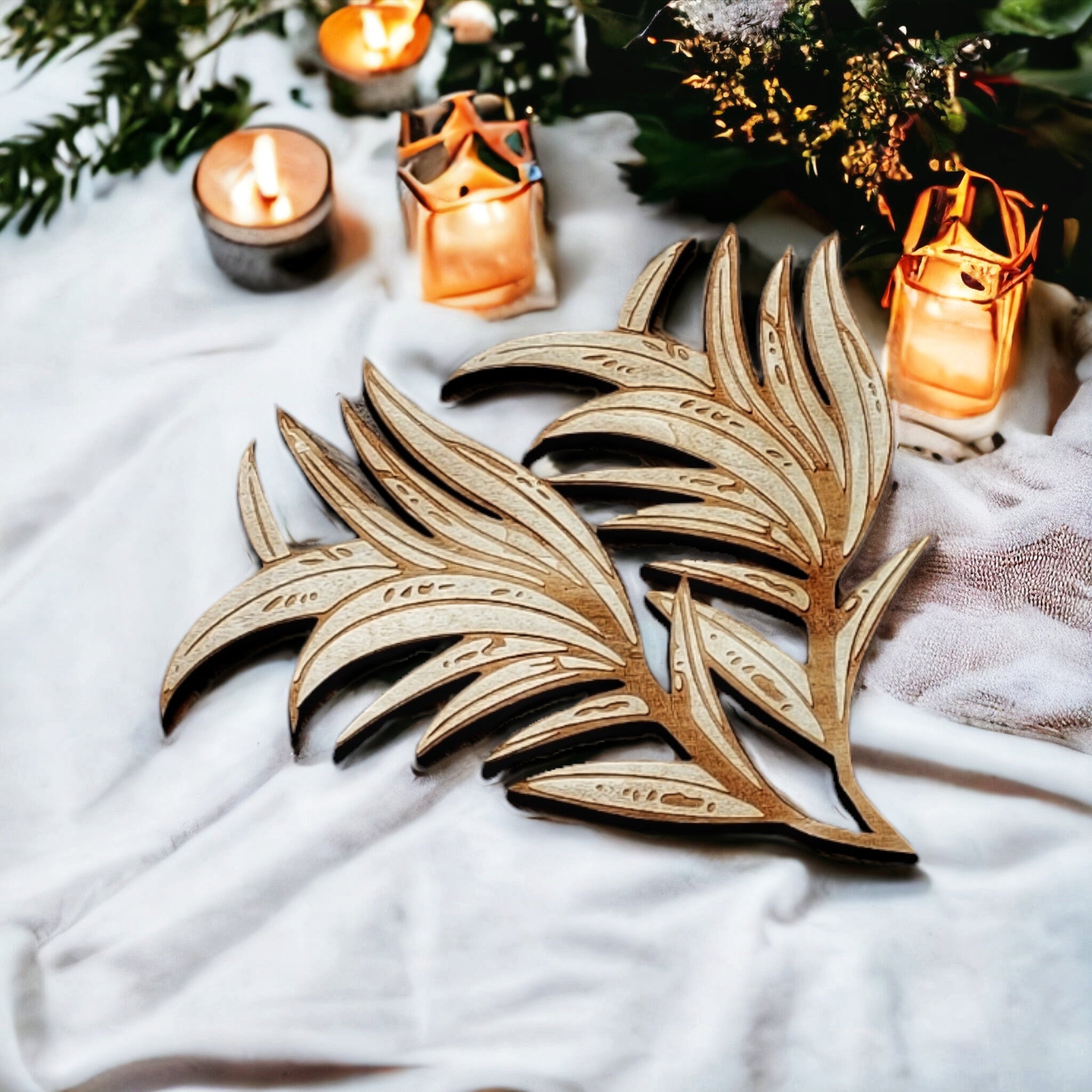 Pot Holder Small Leaves - Nature - Wood - Handmade Gift - Housewarming - Wood Kitchenware